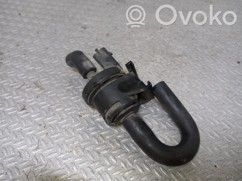 Opel Meriva A Válvula de vacío 