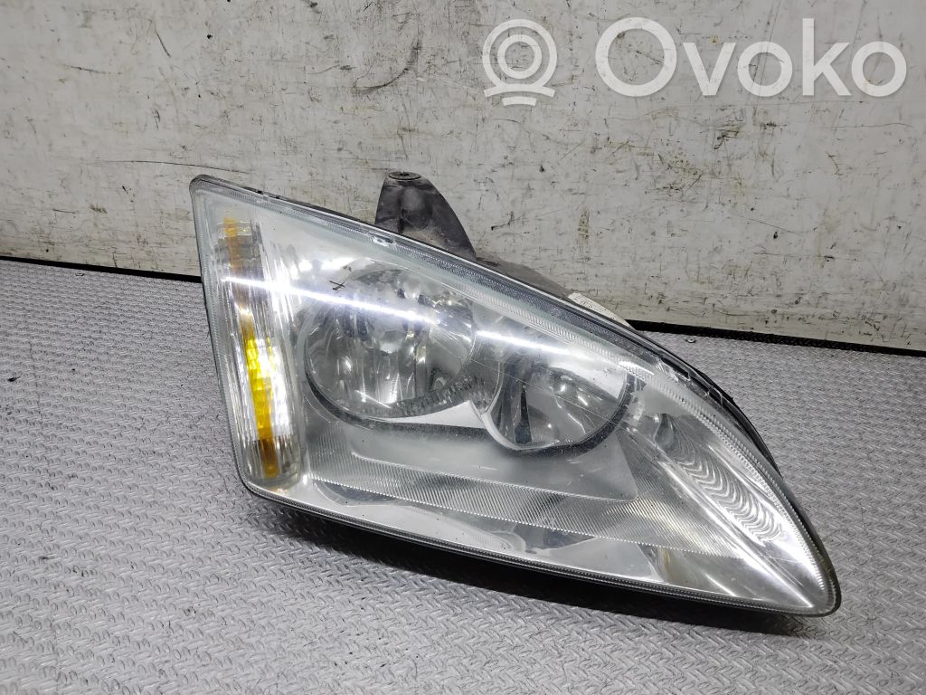 Ford Focus Headlight/headlamp 