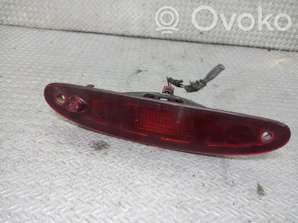 Chrysler Voyager Third/center stoplight 