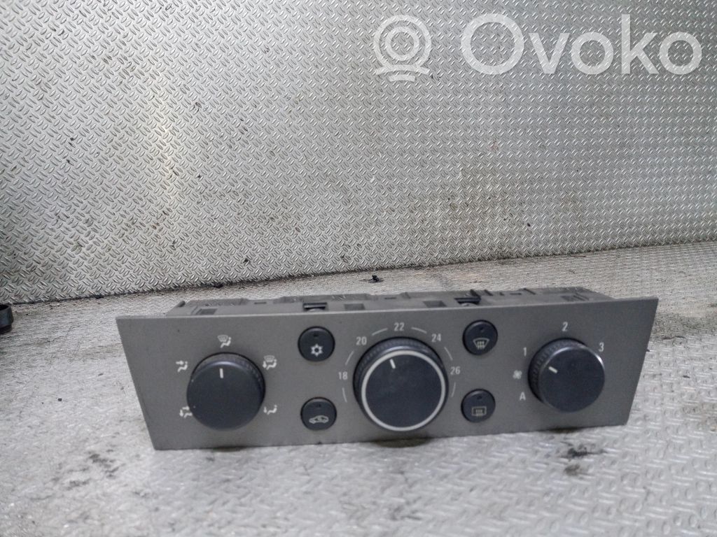 Opel Vectra C Climate control unit 