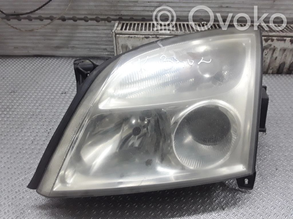Opel Vectra C Lampa przednia 