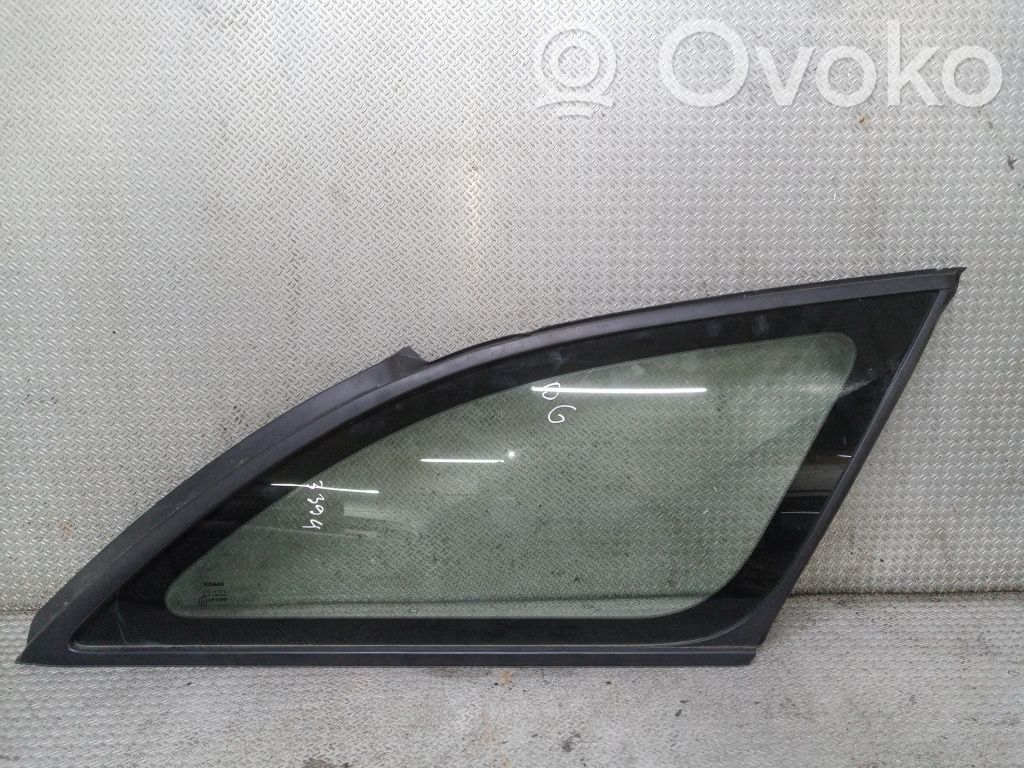Rear side window