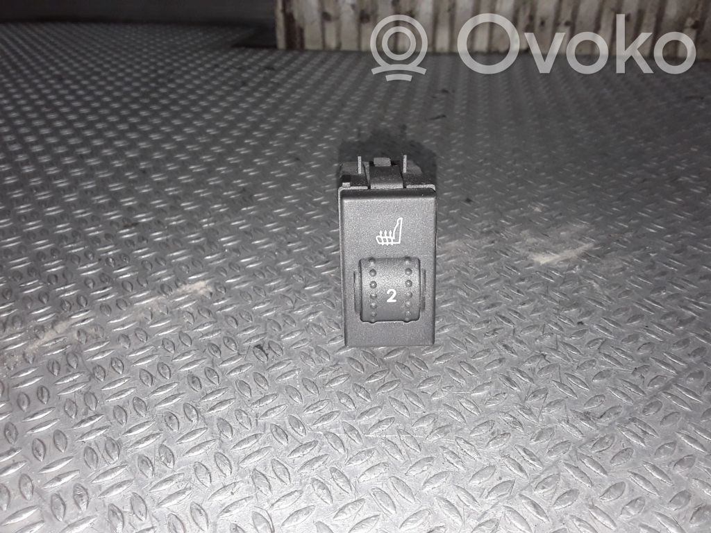 Ford Focus C-MAX Seat heating switch 