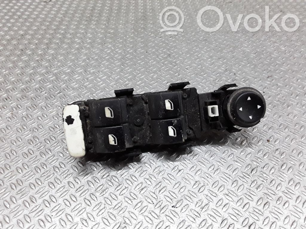 Citroen C4 I Interruptor del elevalunas eléctrico 