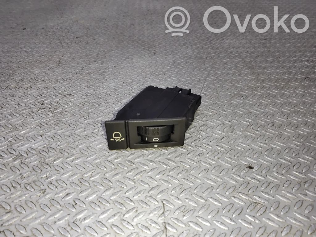 Peugeot 607 Headlight level height control switch 