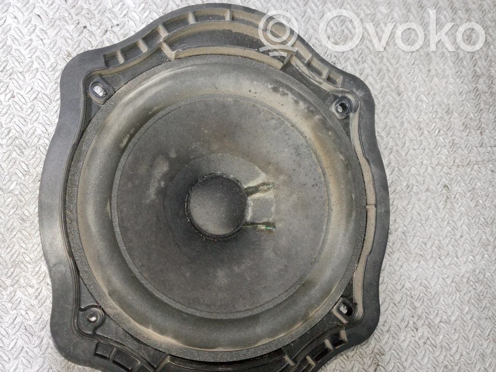 Mazda CX-7 Enceinte de porte arrière 