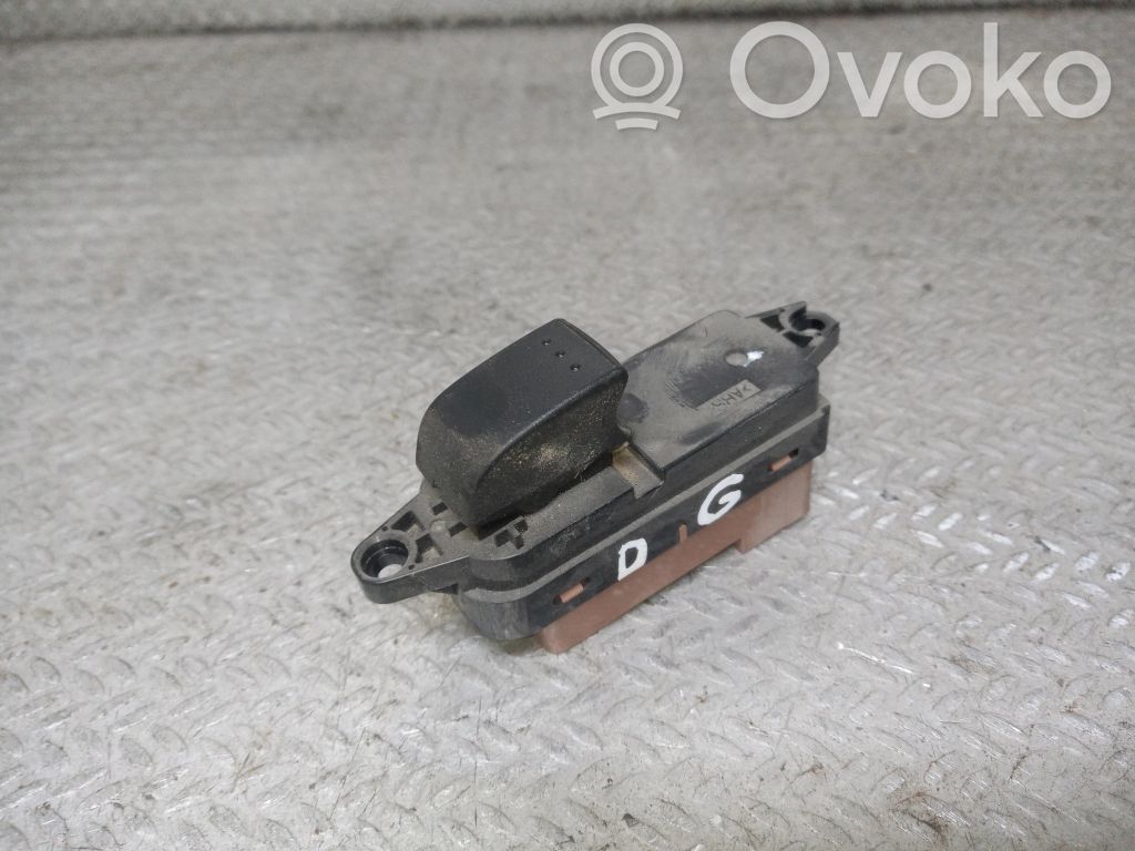 Mazda CX-7 Electric window control switch 