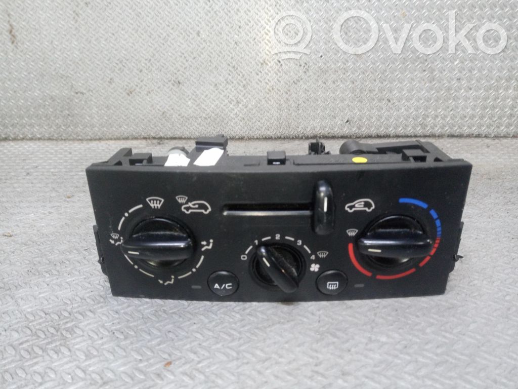 Panel klimatyzacji   N102079B