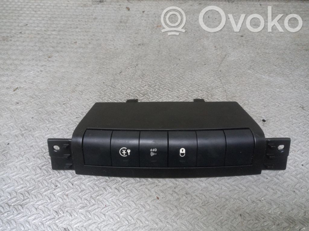 Peugeot 207 Central locking switch button 