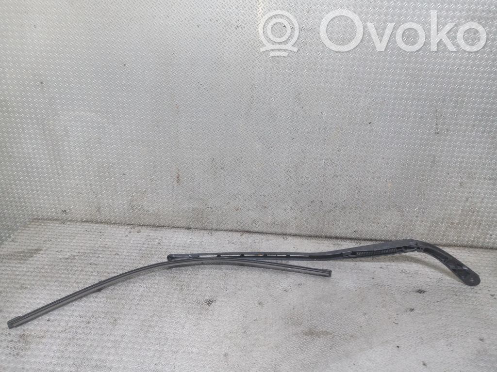 Peugeot 307 Escobilla del limpiaparabrisas, delantero 