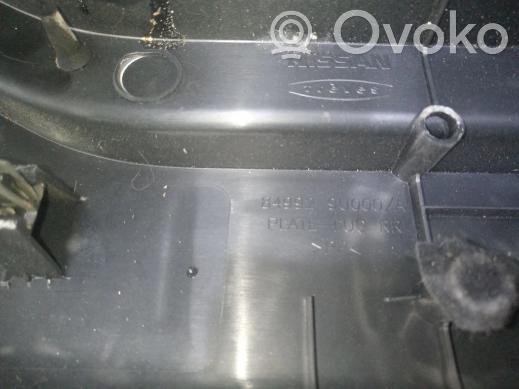 Nissan Note (E11) Protector del borde del maletero/compartimento de carga 