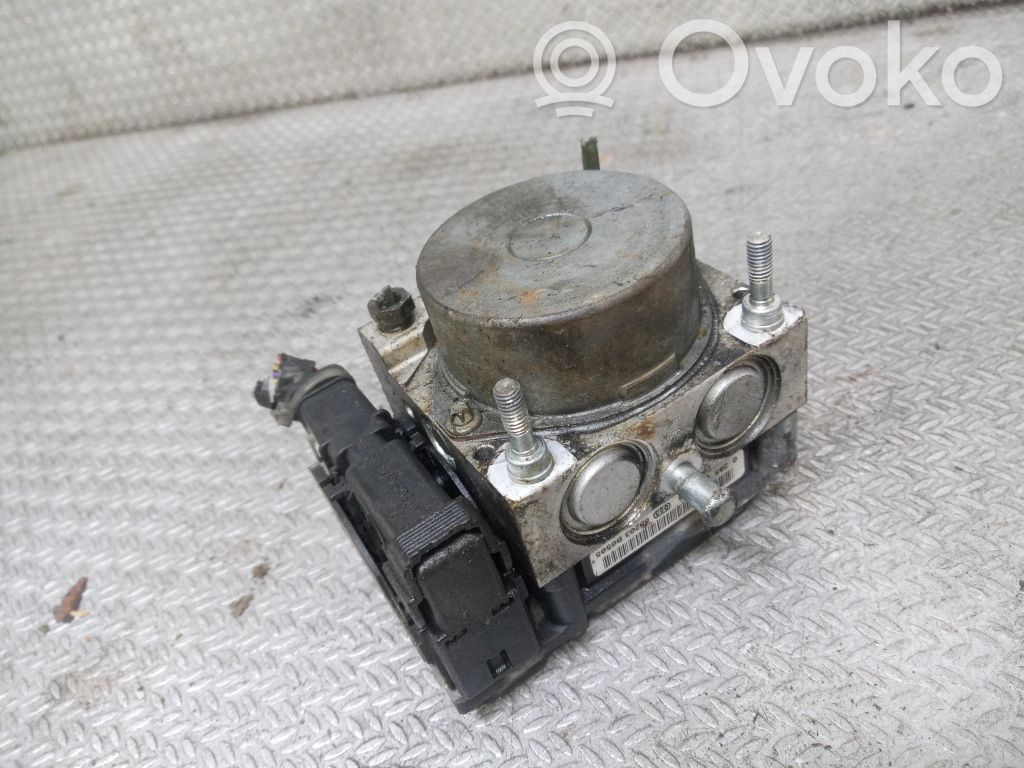 Nissan Note (E11) Pompe ABS