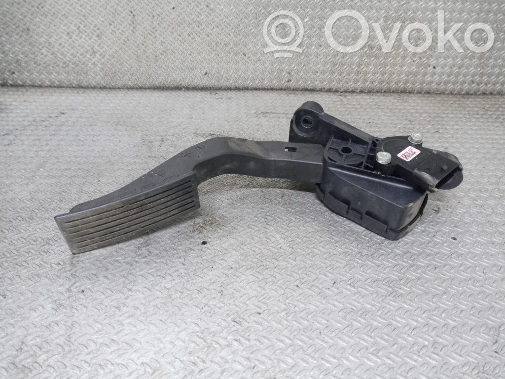 Accelerator throttle pedal   327261P200,327001P100