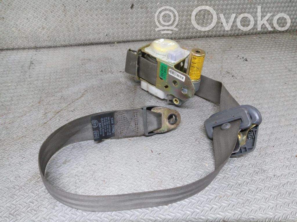 Cinturón delantero   8888026200YD