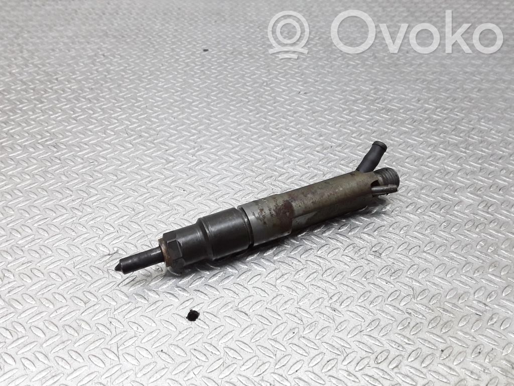 Seat Toledo II (1M) Inyector de combustible 