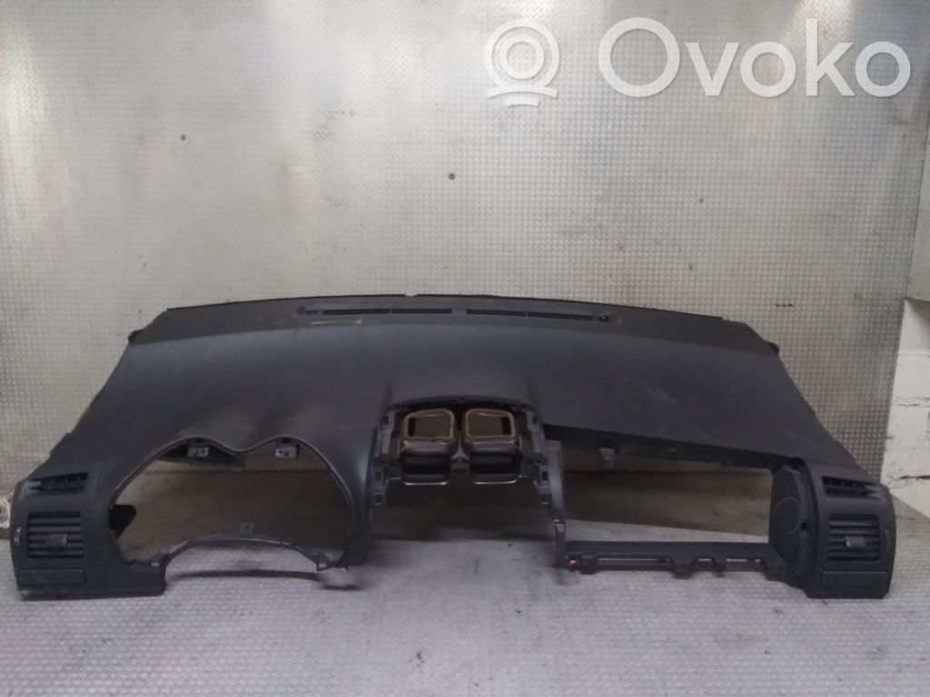 Dashboard   5595002130,553024201002
