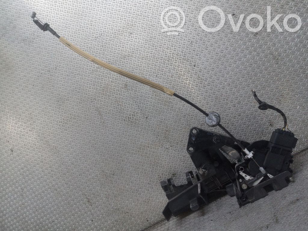Ford Focus Front door lock 