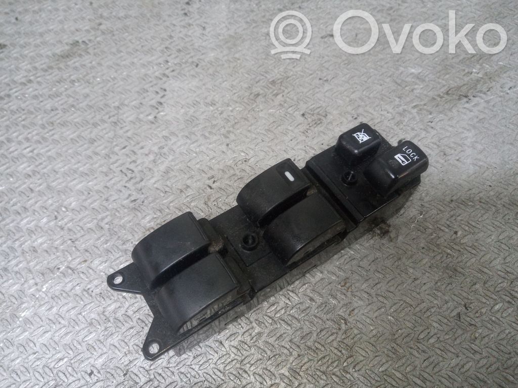 Mitsubishi Lancer VIII Electric window control switch 