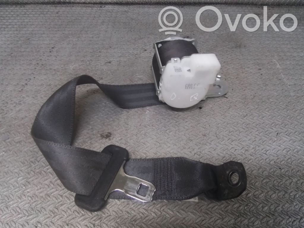 Mitsubishi Lancer VIII Cinturón trasero 