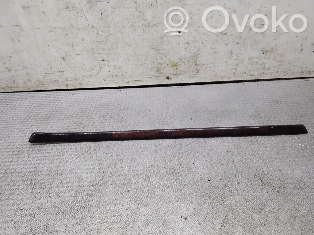 Front door trim bar   4D0867409