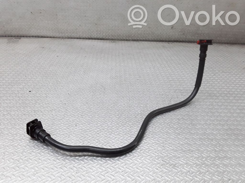 Ford Grand C-MAX Polttoaineputken letku 