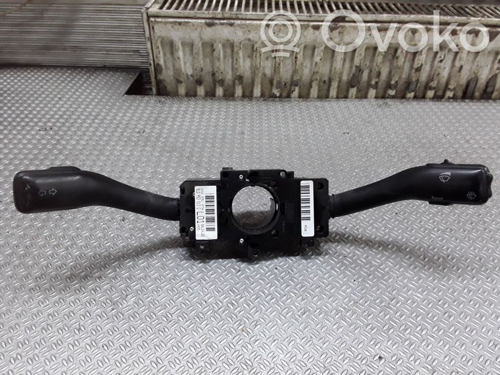 Rankenėlių komplektas   8L0953513G