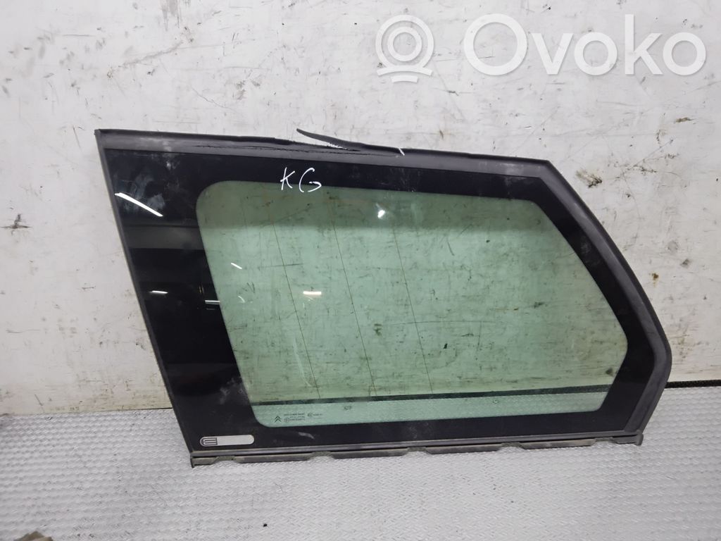 Rear side window