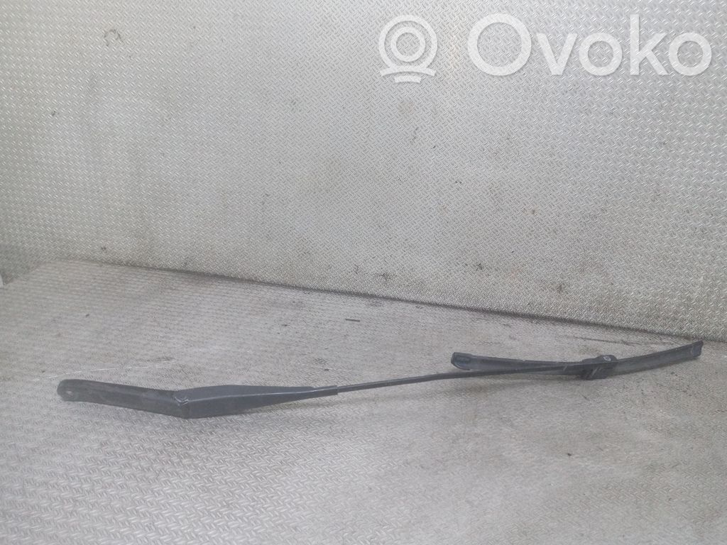 Ford Focus Windshield/front glass wiper blade 