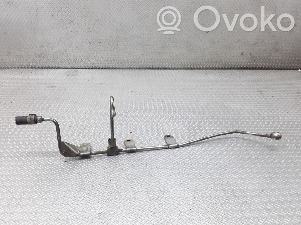 Volkswagen PASSAT B6 Polttoaineputken letku