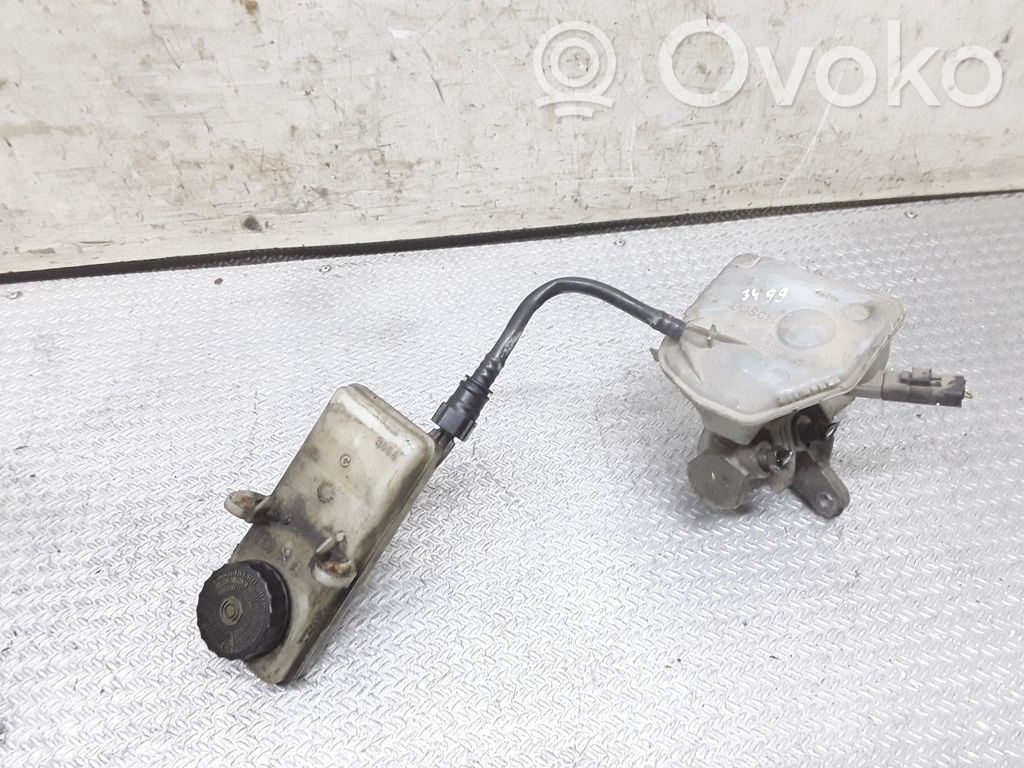 Citroen C4 I Pääjarrusylinteri 