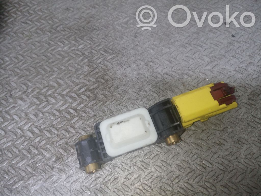 Senzor impact/declanșare airbag   8E0959643B