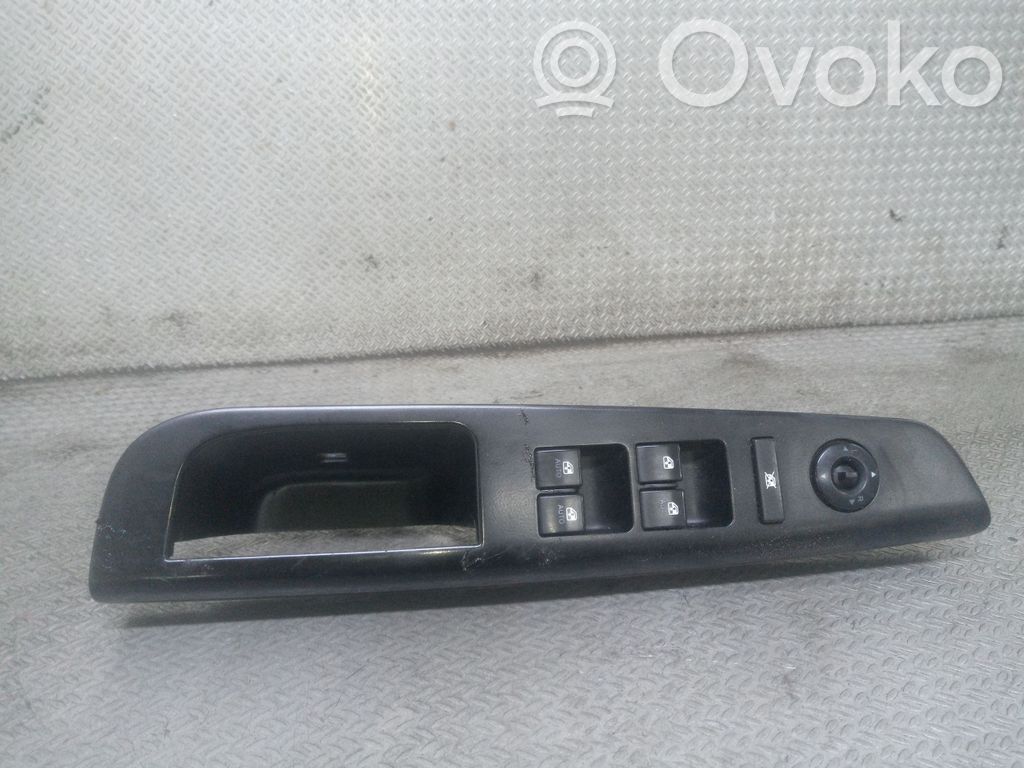 KIA Ceed Electric window control switch 