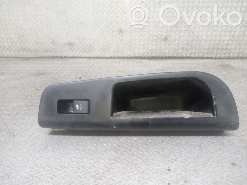 KIA Ceed Elektrisko logu slēdzis 