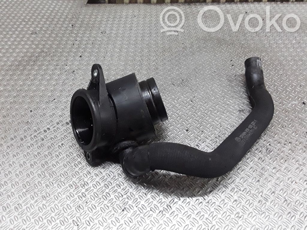 Ventilācijas / ventilācijas caurule (-es) / šļūtene (-es)   059103221K
