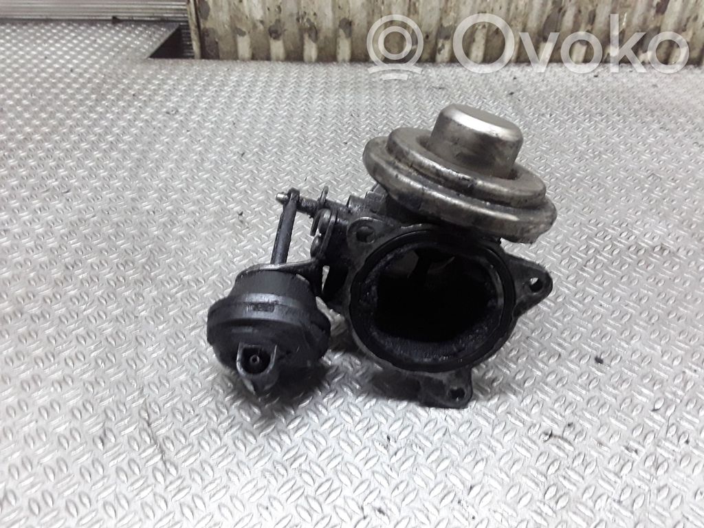 Volkswagen PASSAT B5.5 EGR vožtuvas 