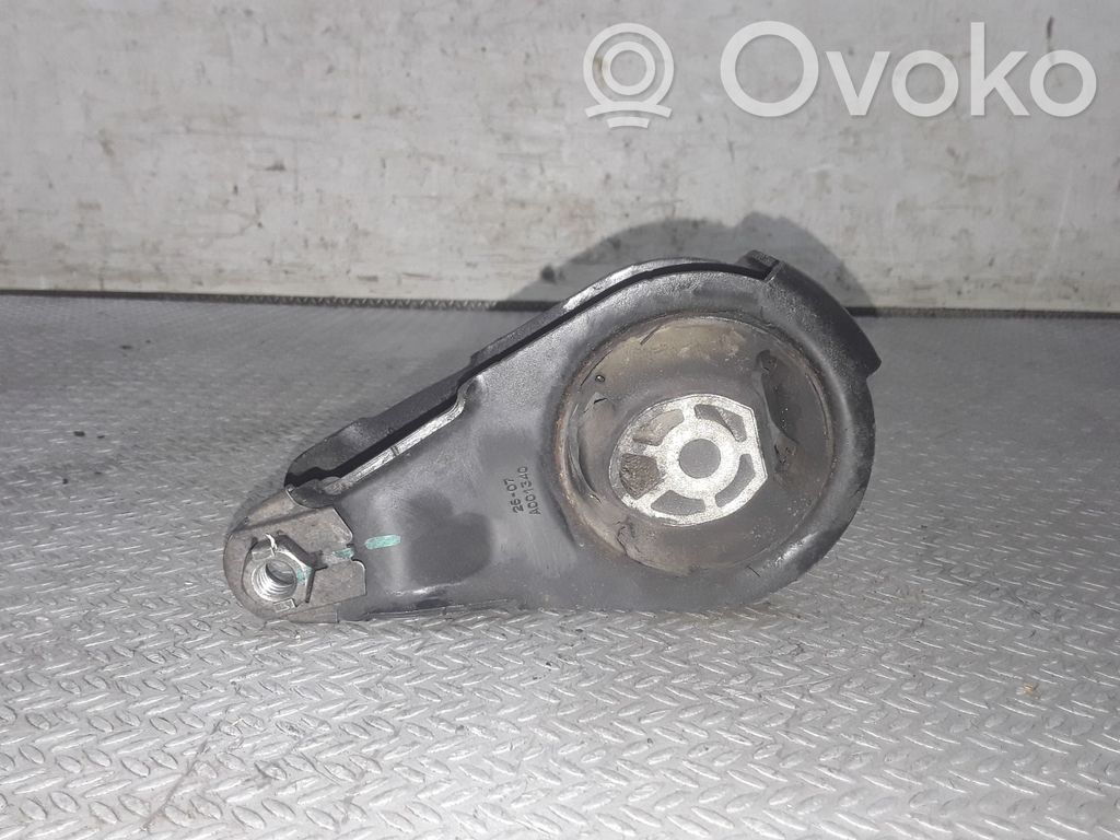 Peugeot 308 Engine mount bracket 