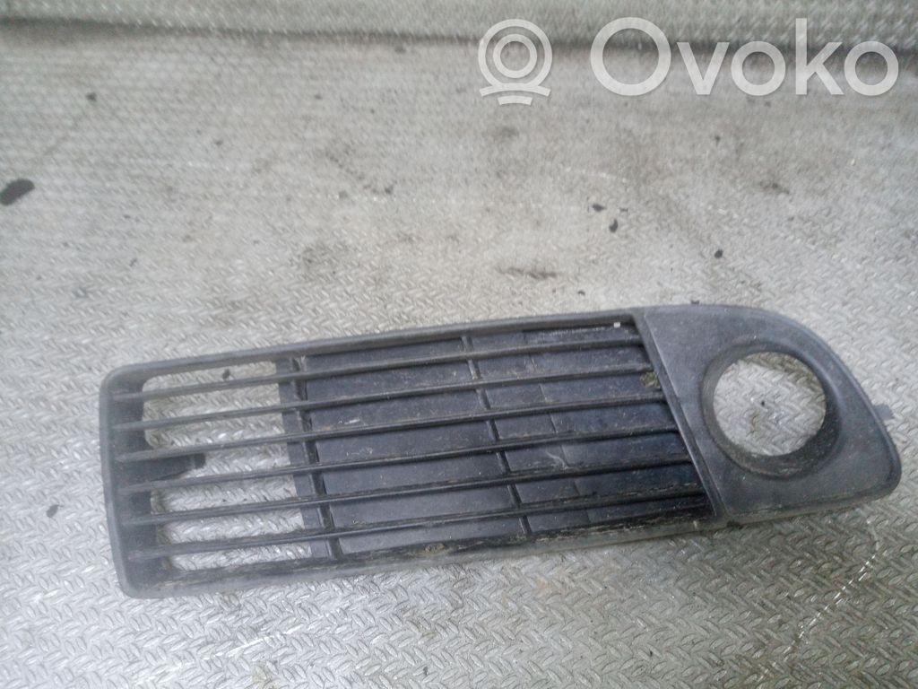 Front bumper lower grill   4B0807682HR