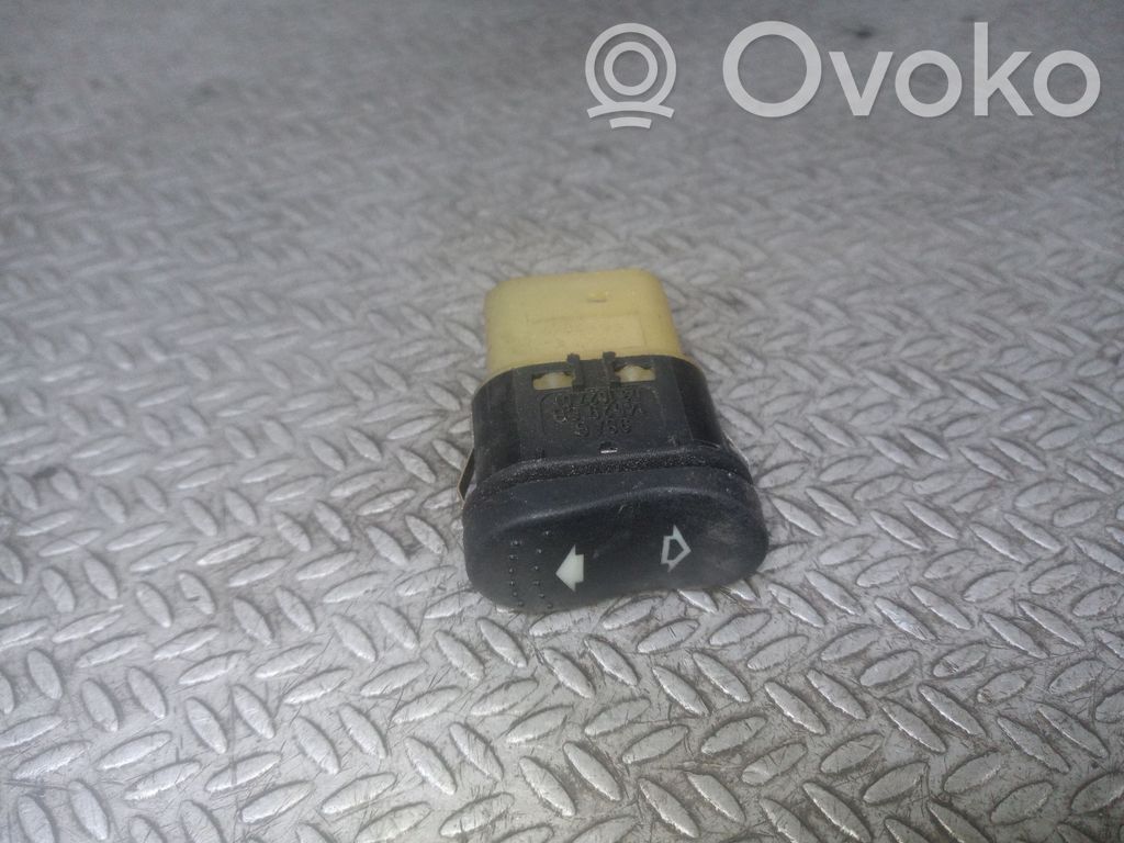 Ford Focus Electric window control switch 