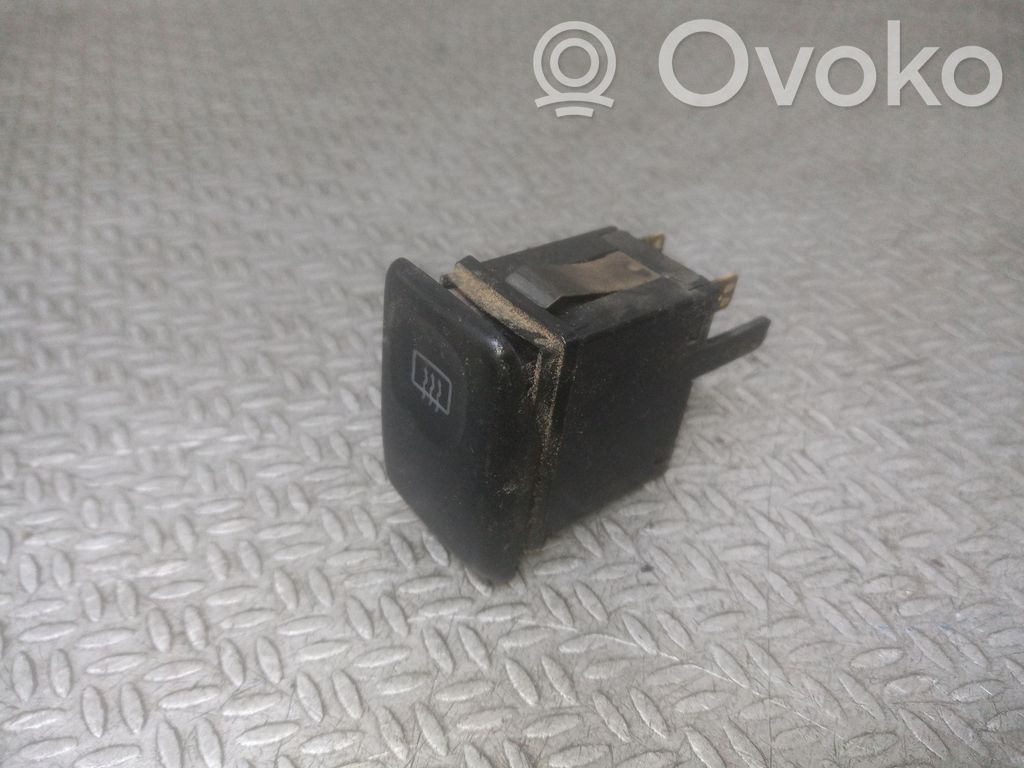 Volkswagen Golf II Przycisk / Przełącznik ogrzewania szyby przedniej / czołowej 