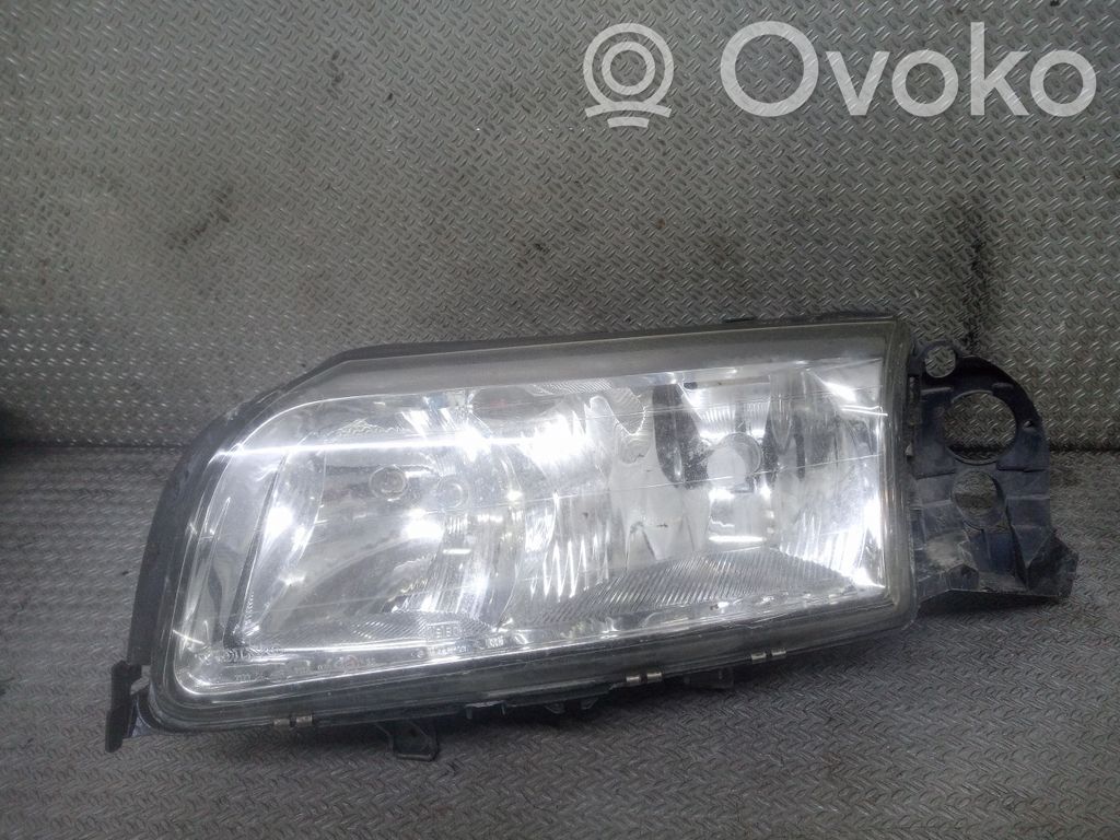 Headlight/headlamp   8693557