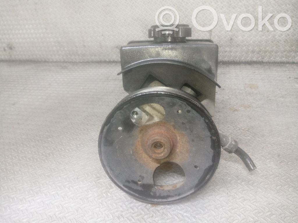 Volvo S80 Power steering pump 