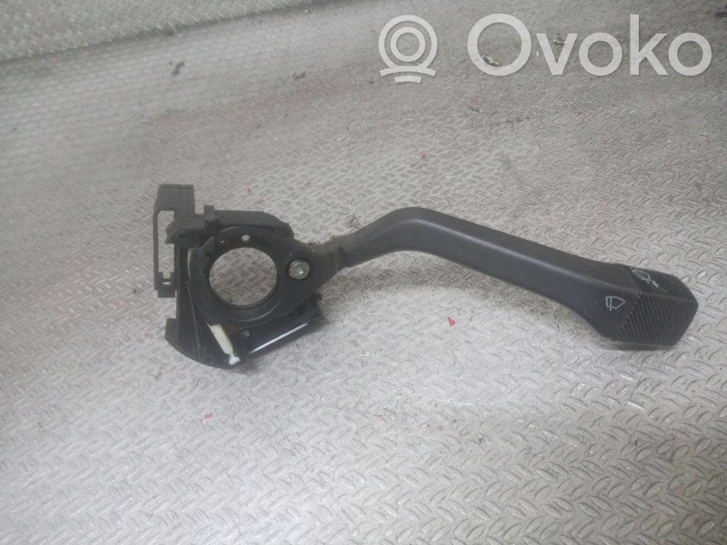 Volkswagen PASSAT B3 Manetka / Przełącznik wycieraczek 