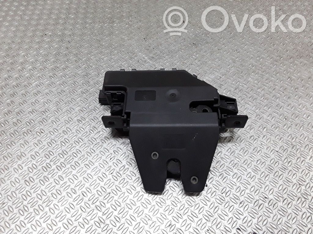 Serrure de loquet coffre   8196401