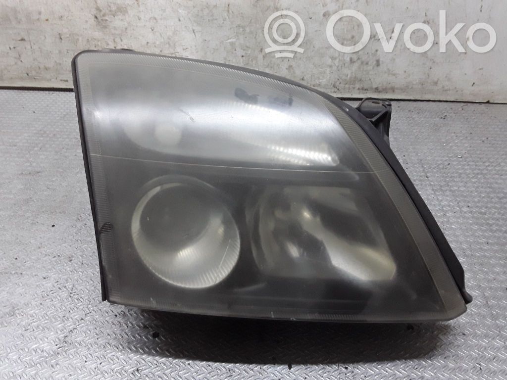 Opel Vectra C Priekinis žibintas 