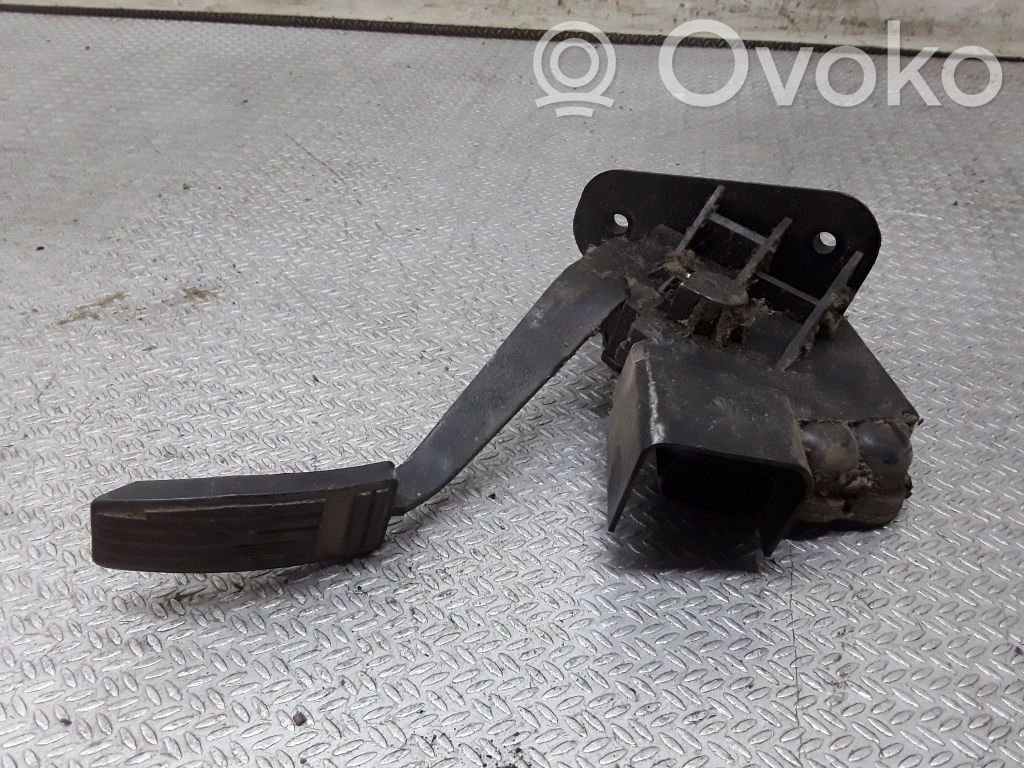 Accelerator throttle pedal   YC159F836BD