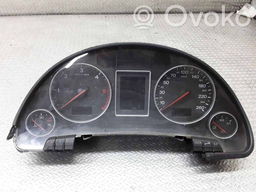 Audi A4 S4 B6 8E 8H Nopeusmittari (mittaristo) 