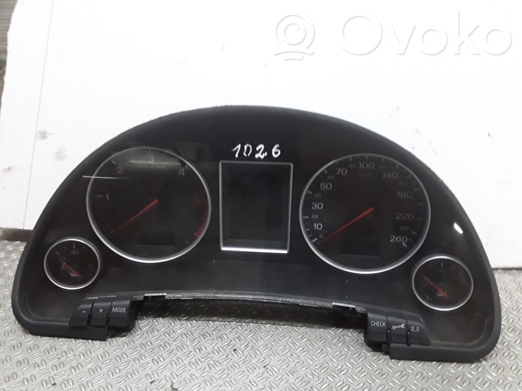 Audi A4 S4 B6 8E 8H Geschwindigkeitsmesser Cockpit 