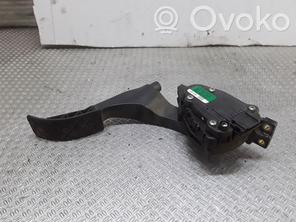 Gaspedal   8Z1721523