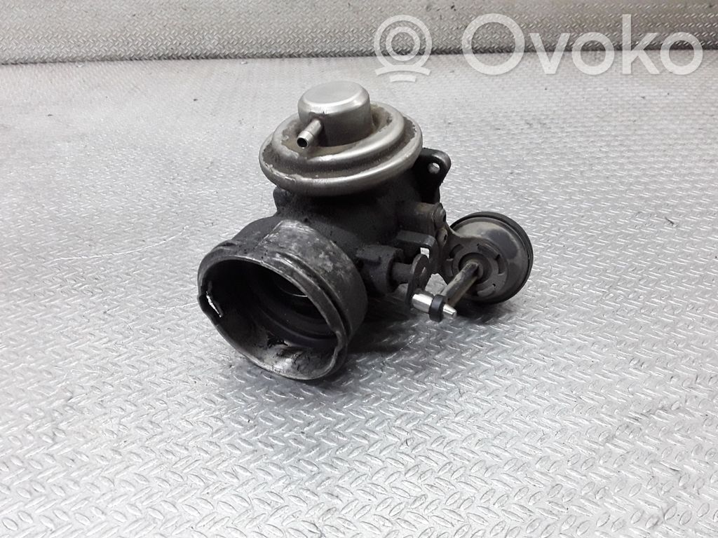 Válvula EGR   038131501AA
