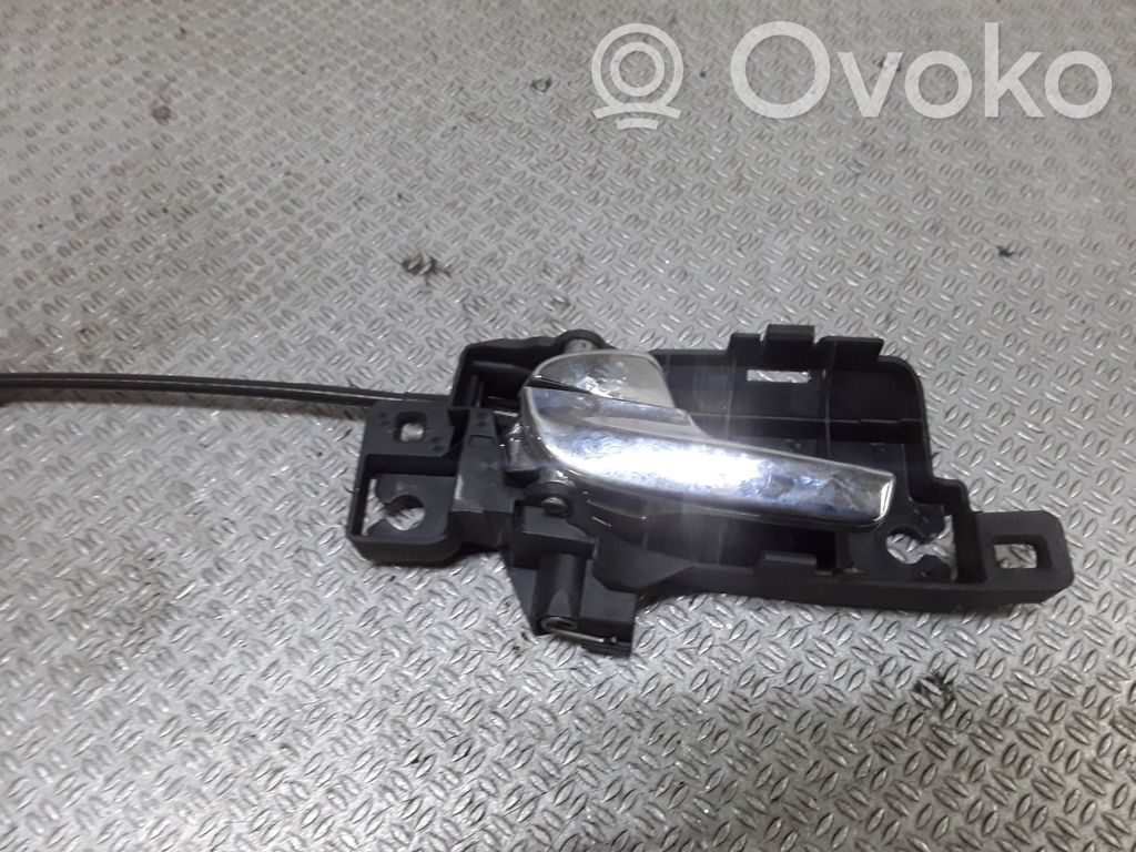 Manecilla interna puerta delantera   6M21U22601